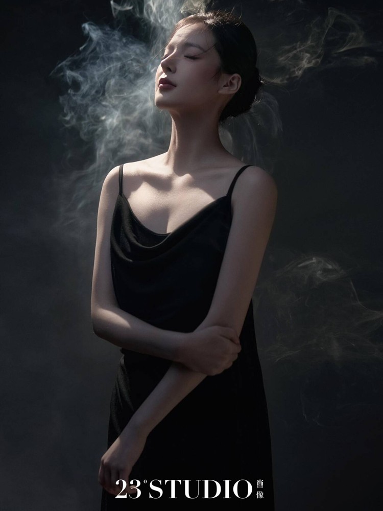 Photography Lighting Studio - Новая коллекция 2026: Элегантная одежда в